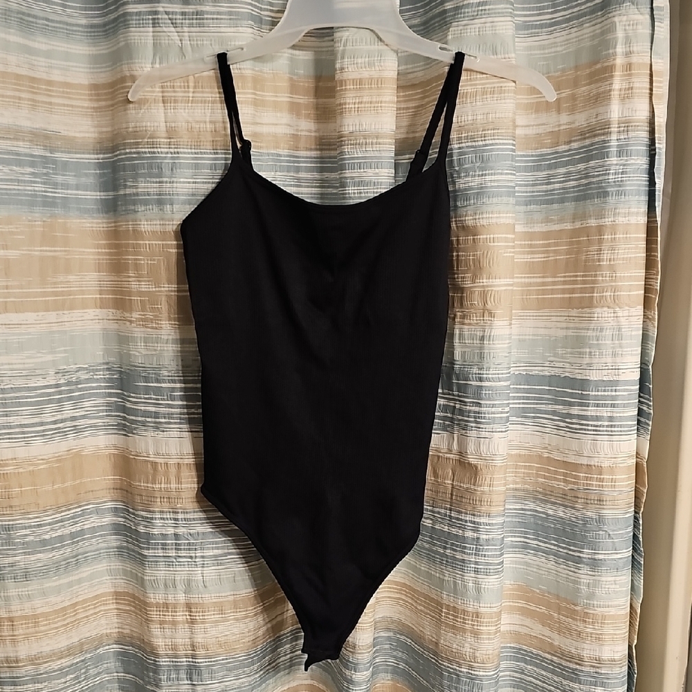 OQQ Bodysuit Womens Black Shirt Snap Closure One Piece Ribbed Tank Top